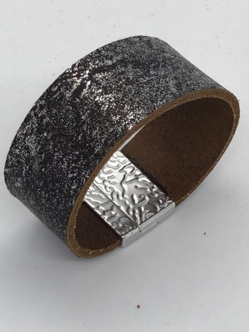 9f9de509 a7cf 404a b18d 6f99fa59a390