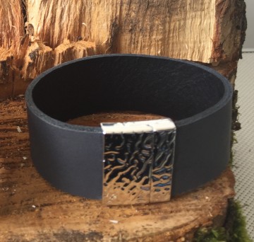 C8dcb9f2 3669 4119 a042 377582b4b2d6